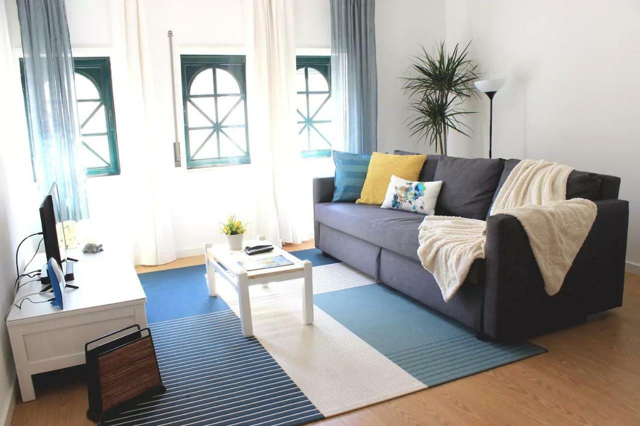 Lovely Apartment In The Center Of Aveiro Esterno foto